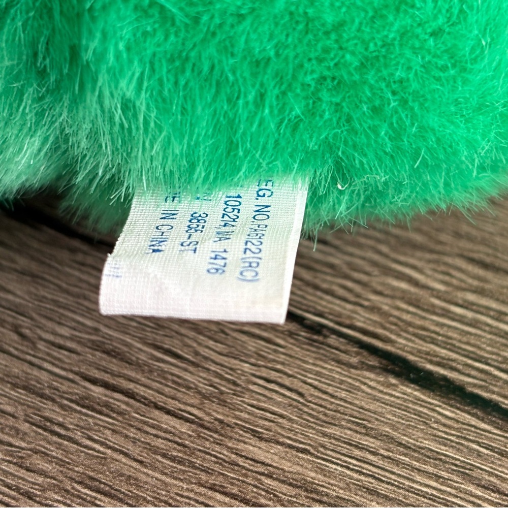 Puffkins Plush JINGLES Green Bear CandyCane #6670 SWIBCO Birthdate Tag Errors - Picture 6 of 7